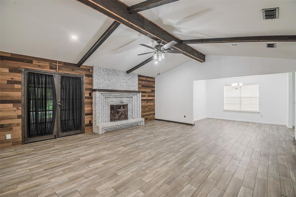 286 Larry Drive