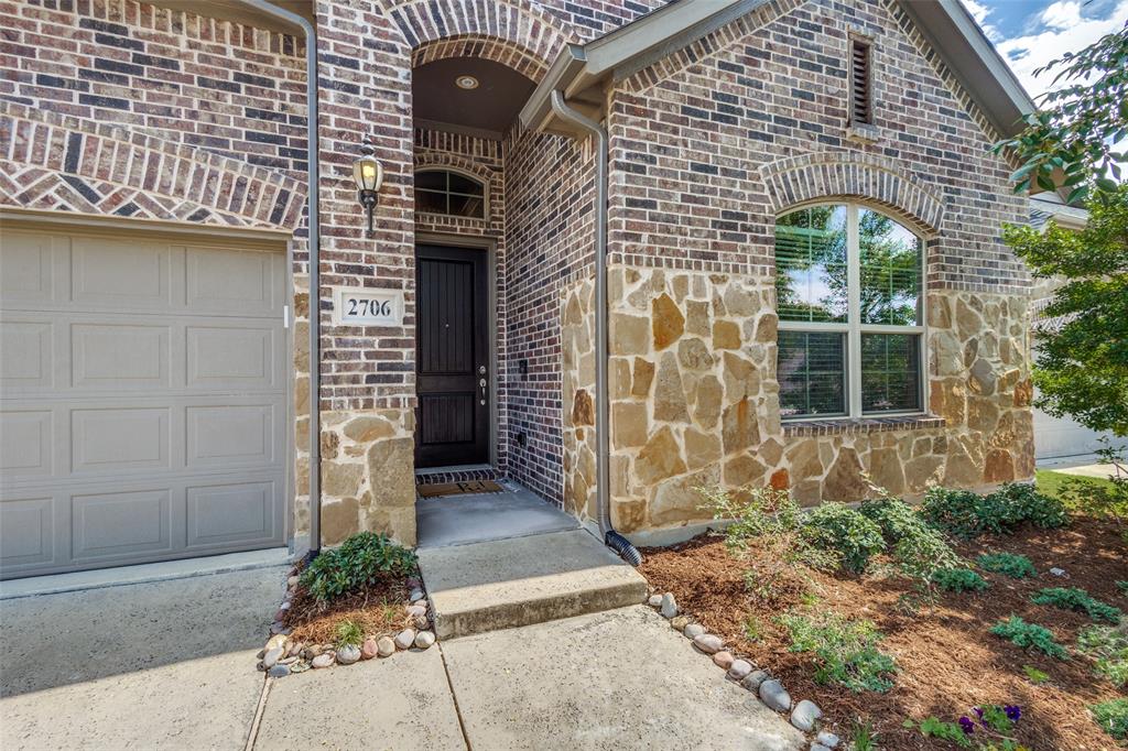 2706 Point Vista Drive