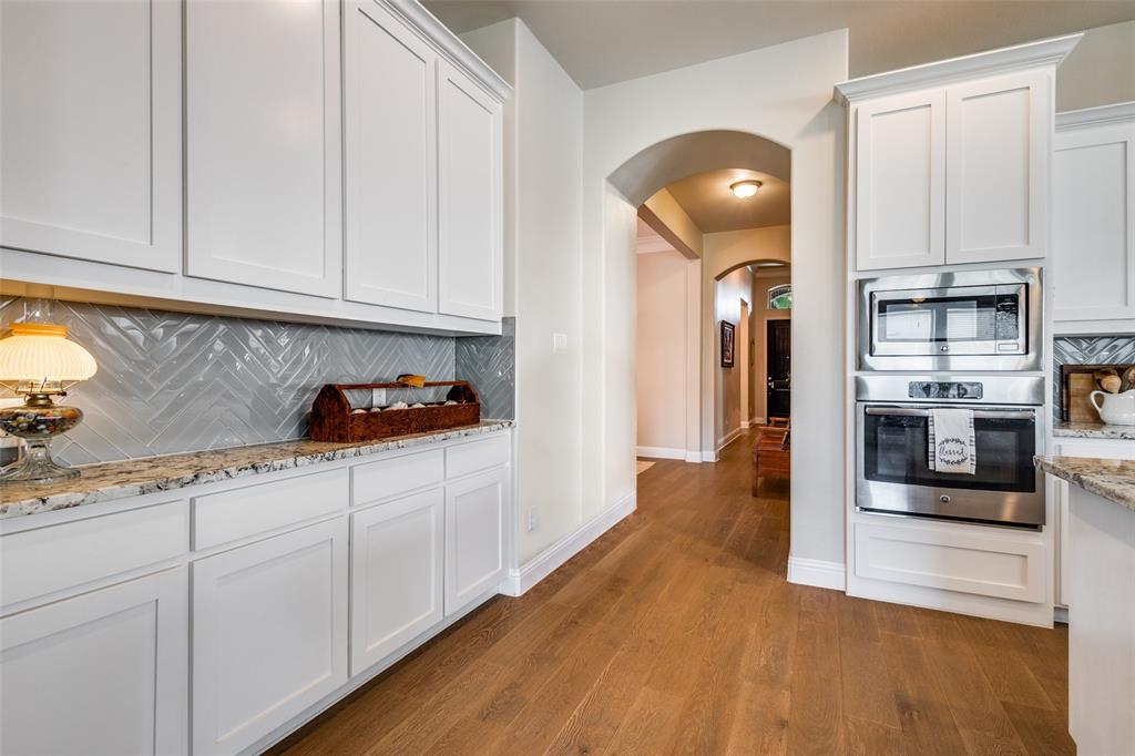 2706 Point Vista Drive