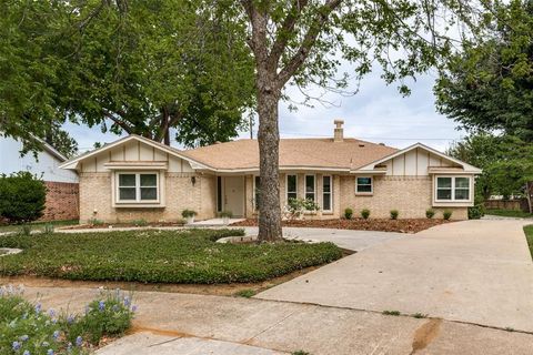 3211 Vernon Drive Arlington TX 76015