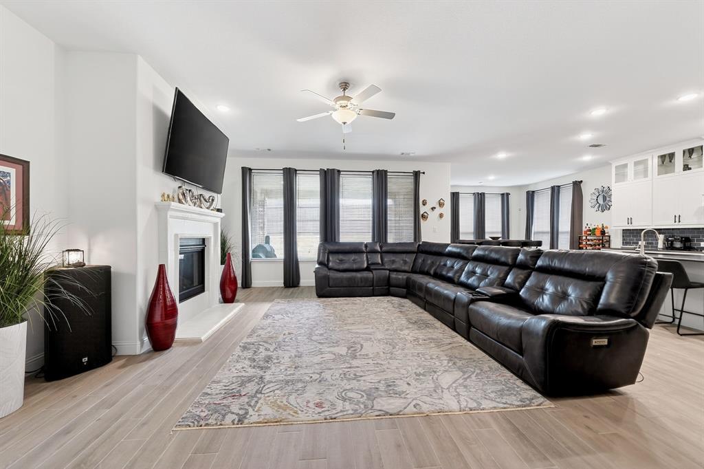 Valencia on the lake - Residential