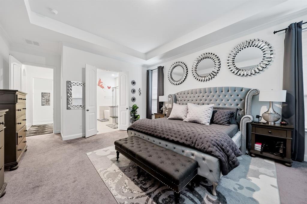 Valencia on the lake - Residential