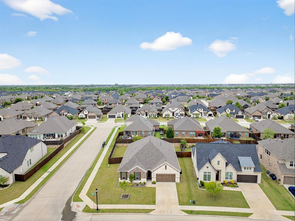 Valencia on the lake - Residential