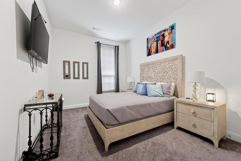 Valencia on the lake - Residential