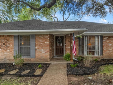 1712 Laurel Lake Drive Waco TX 76710