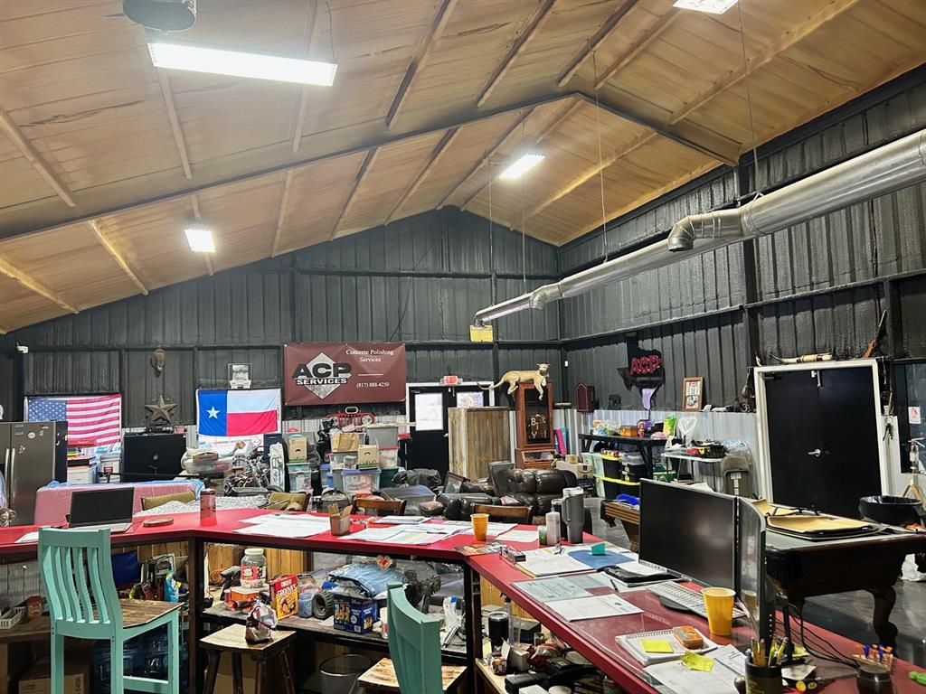 na - Commercial Sale