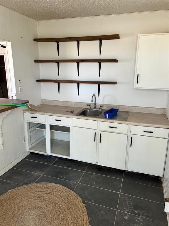 na - Commercial Sale