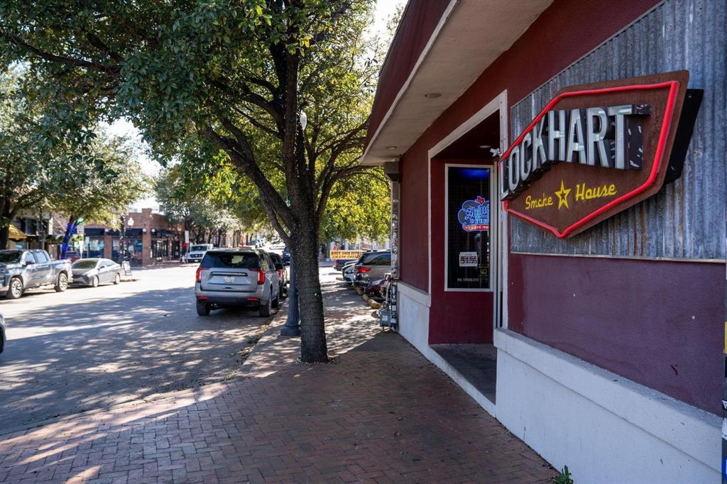 Dallas Land & Loan 03 - Residential Lease