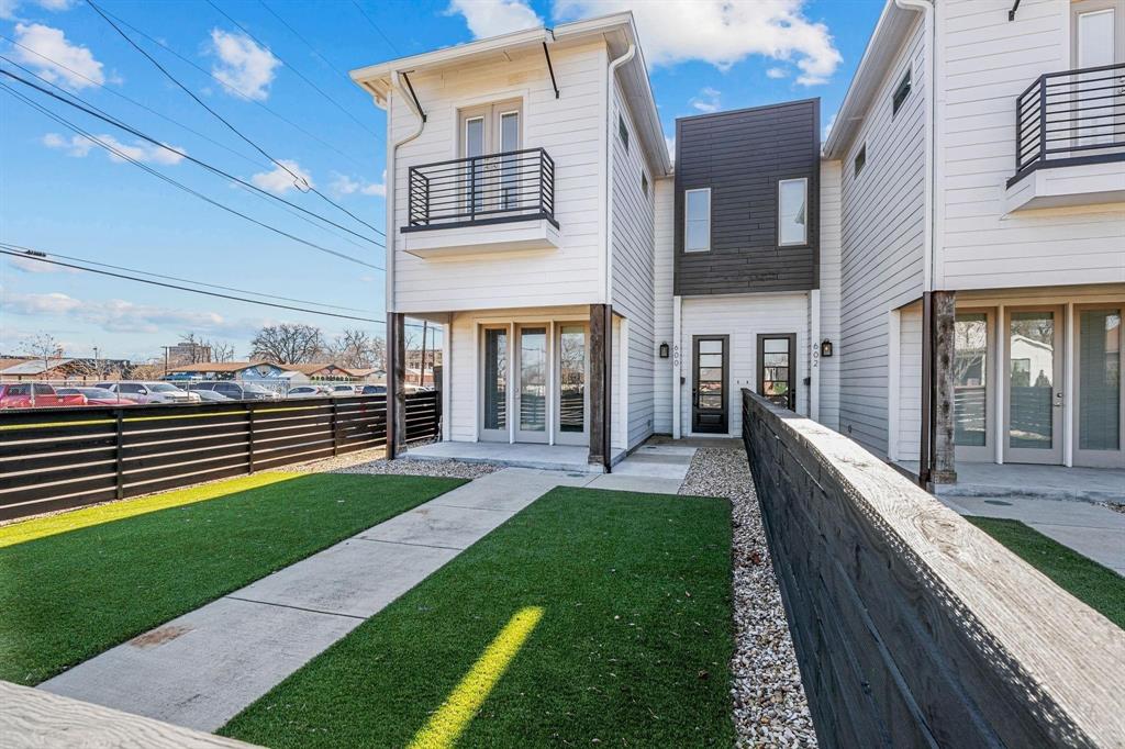 Dallas Land & Loan 03 - Residential Lease