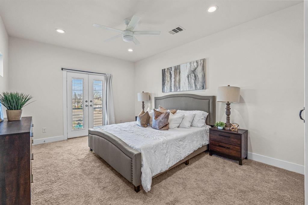 Dallas Land & Loan 03 - Residential Lease