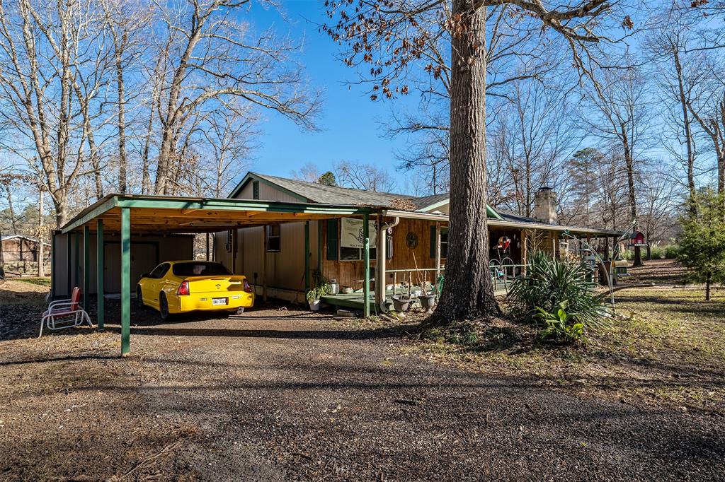 6675 Oakwood