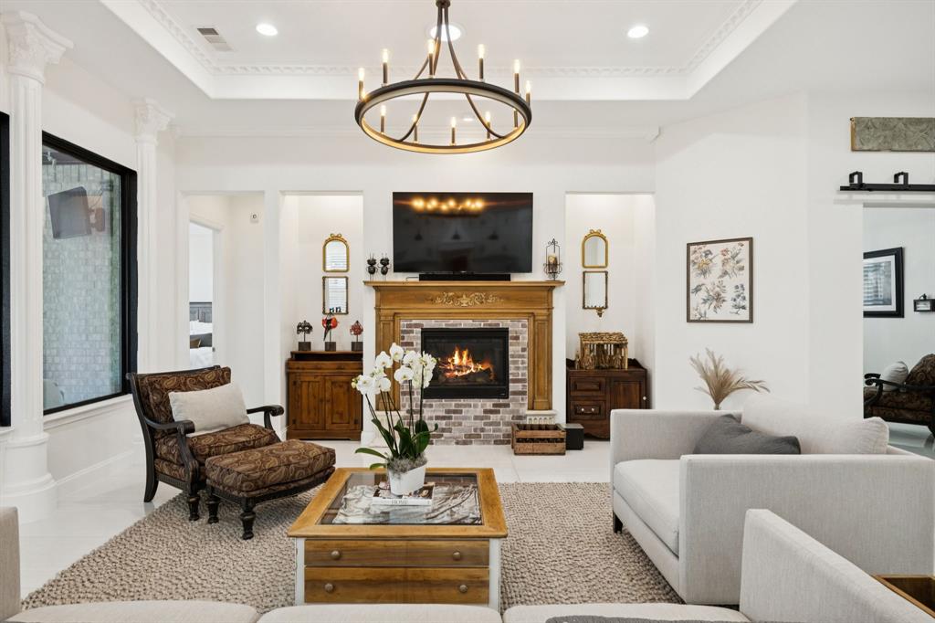 405 Green Valley Drive