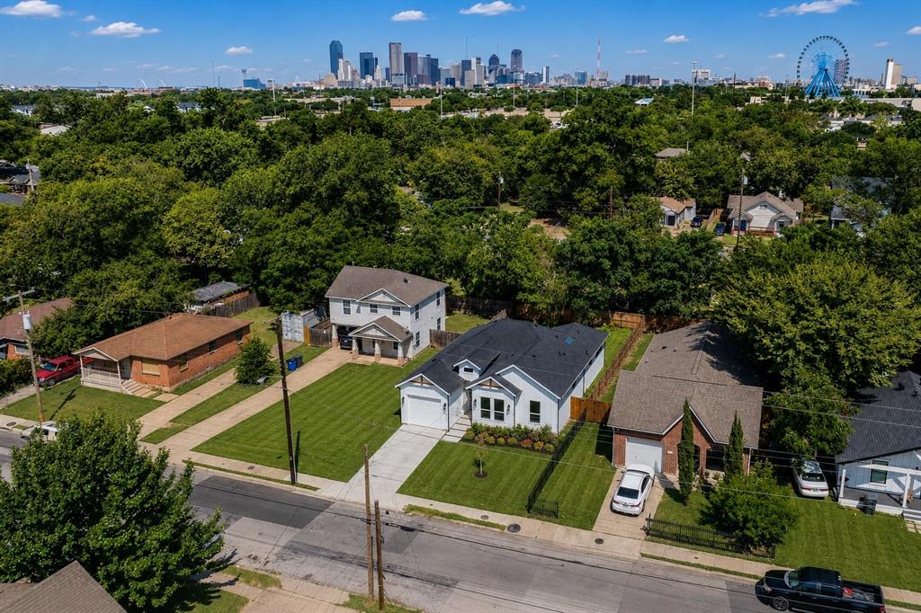 3711 Metropolitan Avenue