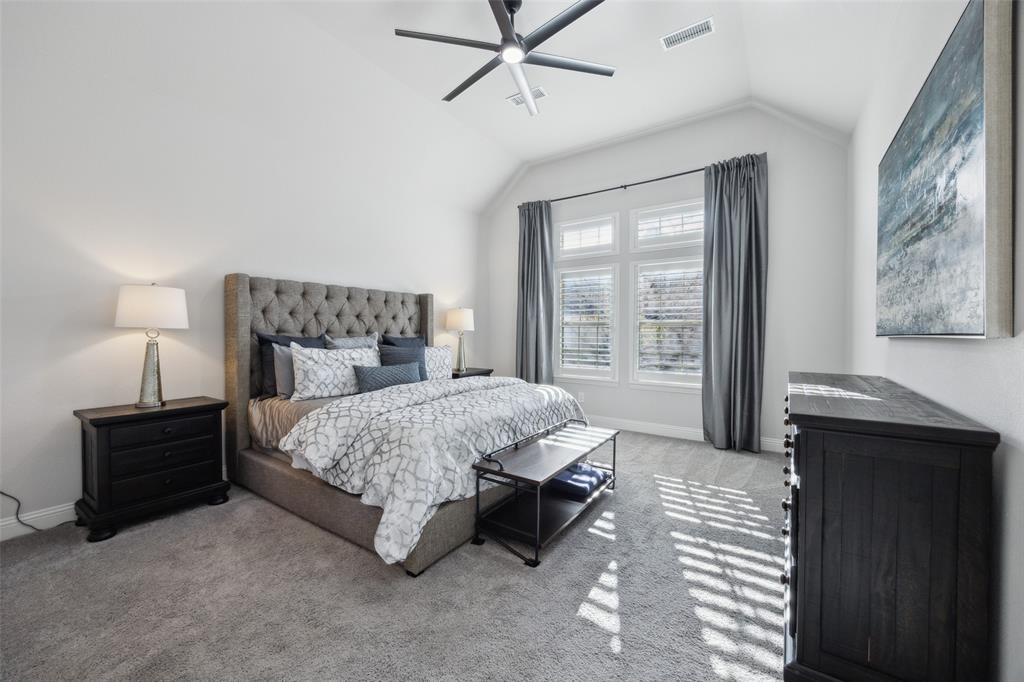 Farmers Branch, Texas 75234, United States, 3 Bedrooms Bedrooms, ,2 BathroomsBathrooms,Residential,Pending,19623