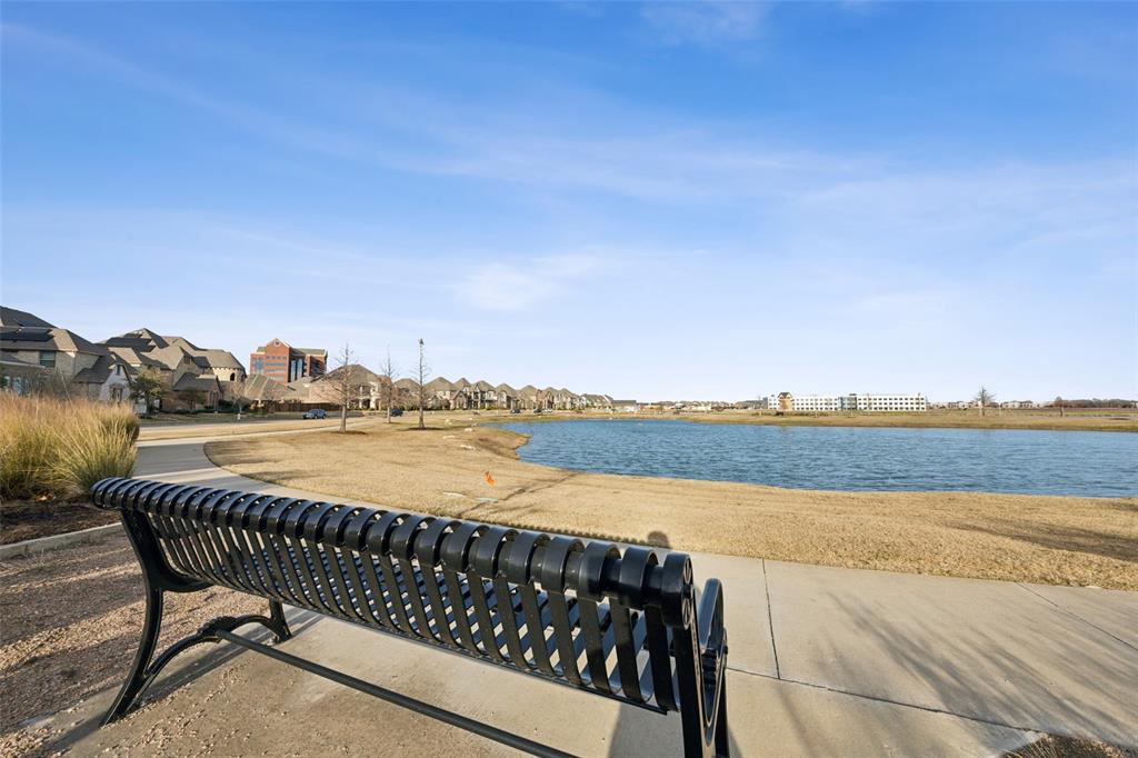 Farmers Branch, Texas 75234, United States, 3 Bedrooms Bedrooms, ,2 BathroomsBathrooms,Residential,Pending,19623