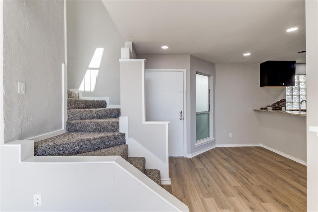 Cole Ave Condos - Residential