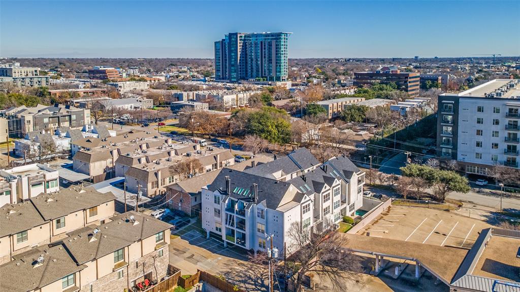 4221 Cole Avenue 206