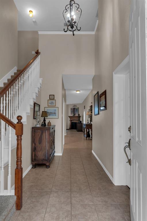 5233 Scenic Point Drive