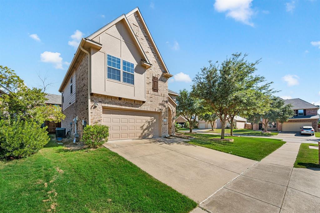 10300 Stoneside Trail