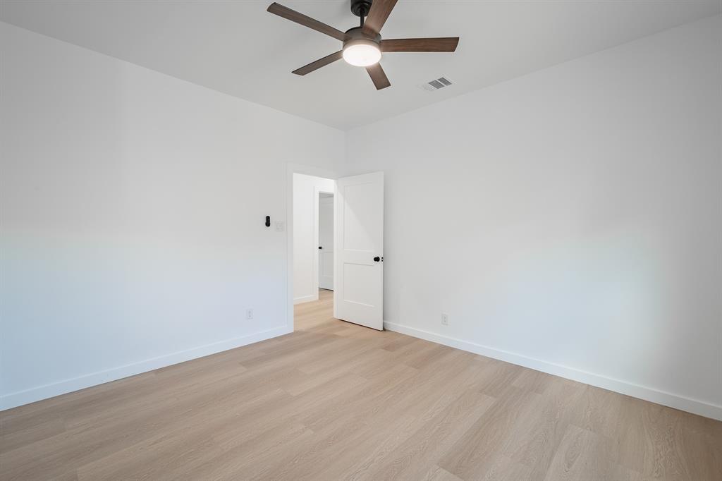 Joe A 02 Irvin - Residential