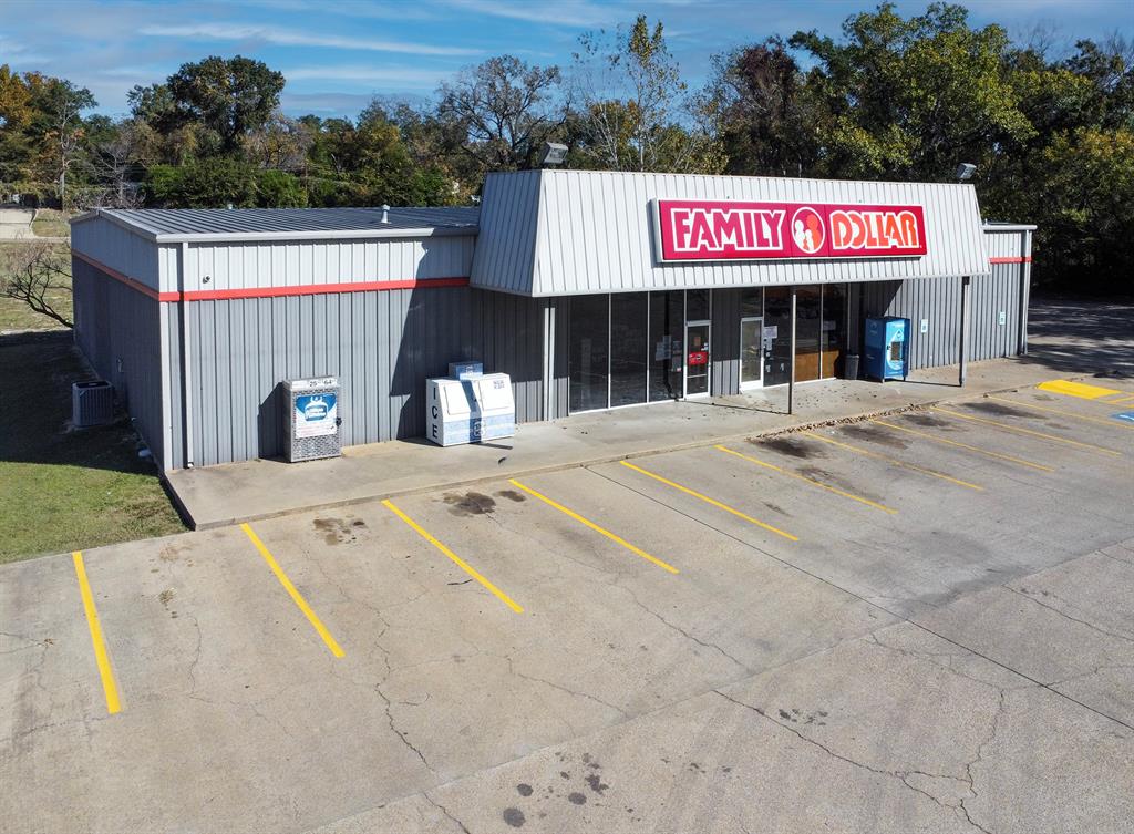 522 W Corsicana Street