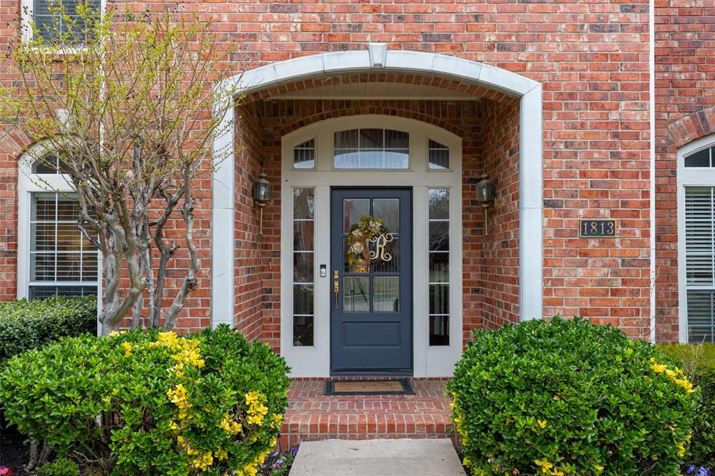 Photo 2 of 13 of 1813 Crape Myrtle Circle house