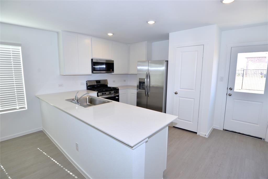 4200 Apollo Bay Avenue