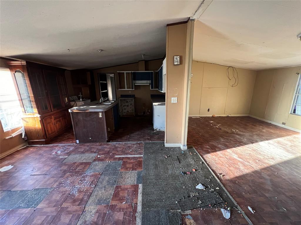 210 County Road 1015