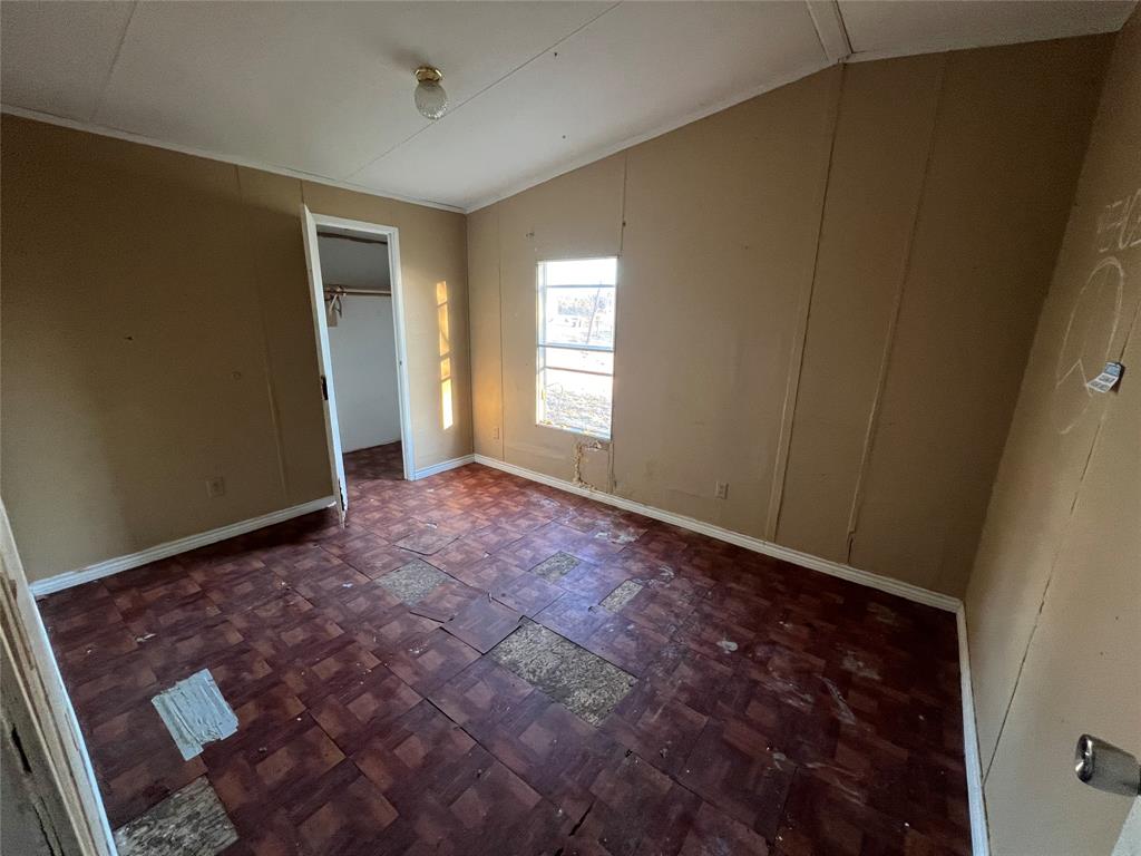 210 County Road 1015