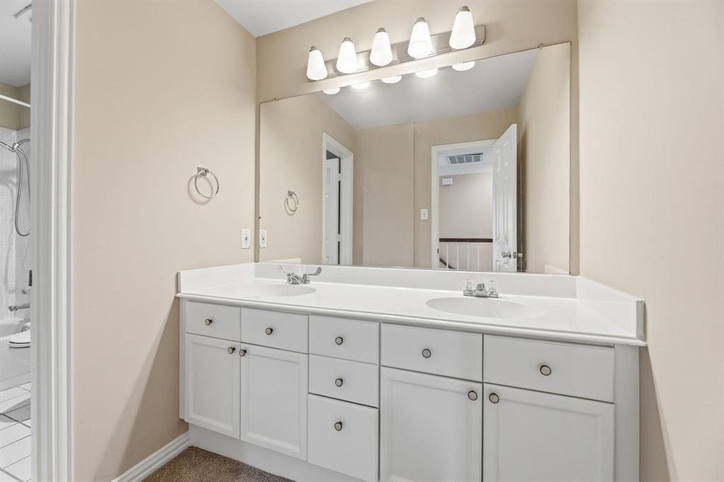 Highlands Pkwy - Residential