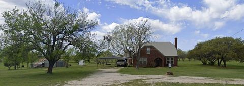 138 Smith Road Jacksboro TX 76458