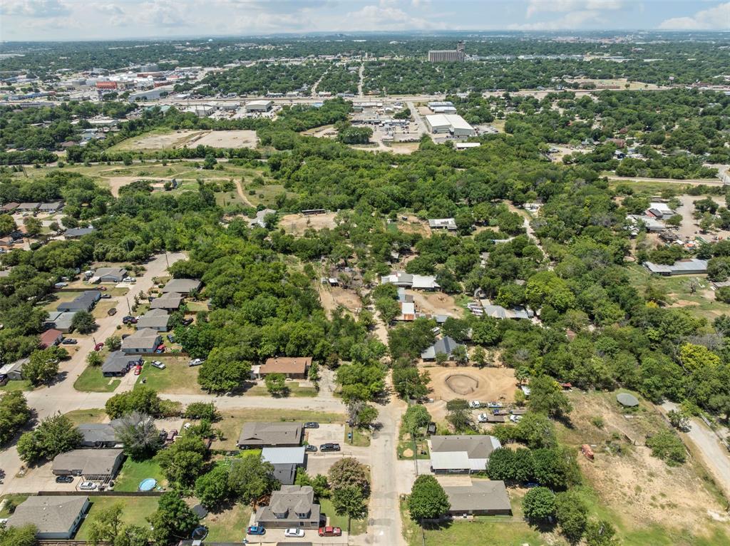 Weisenberger Sunny Hill Garden - Residential