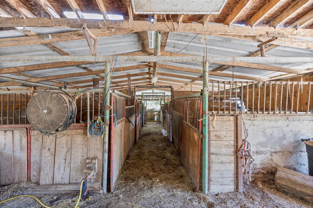 Weisenberger Sunny Hill Garden - Residential