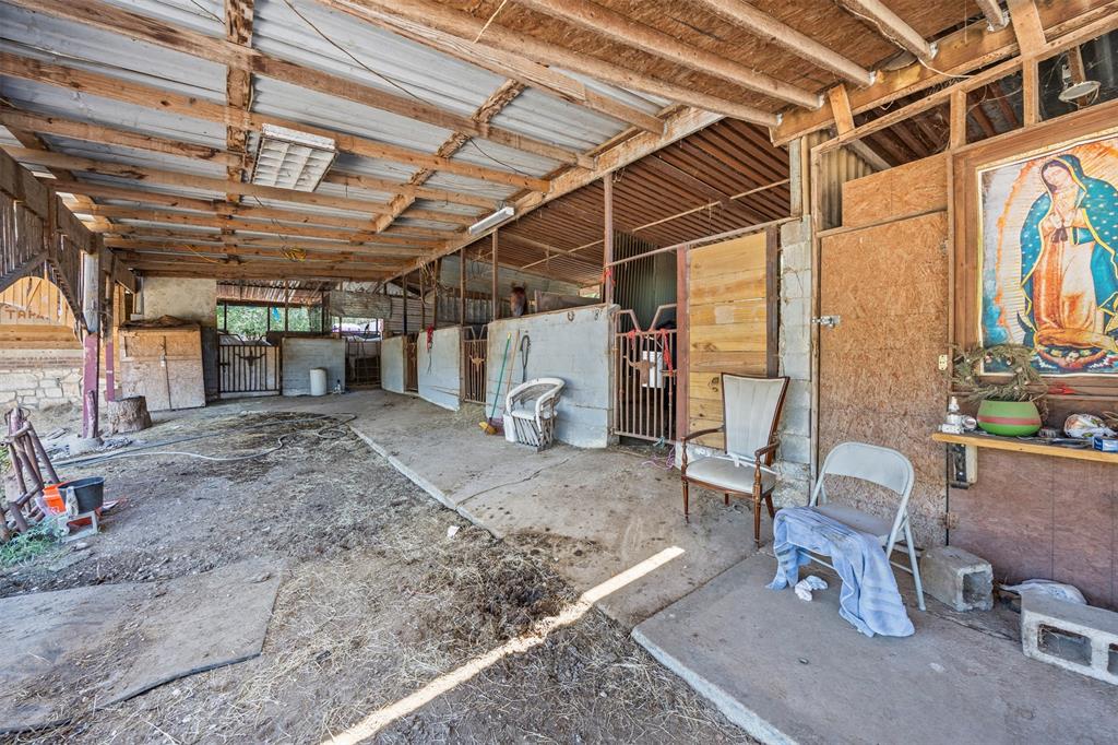 Weisenberger Sunny Hill Garden - Residential