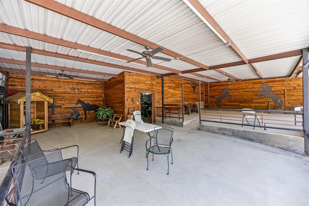 Weisenberger Sunny Hill Garden - Residential