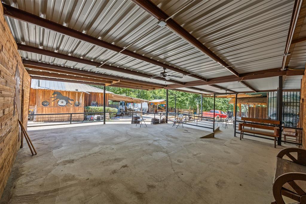 Weisenberger Sunny Hill Garden - Residential