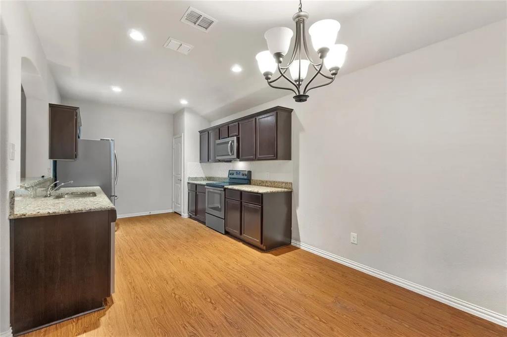 2905 Pacifico Way