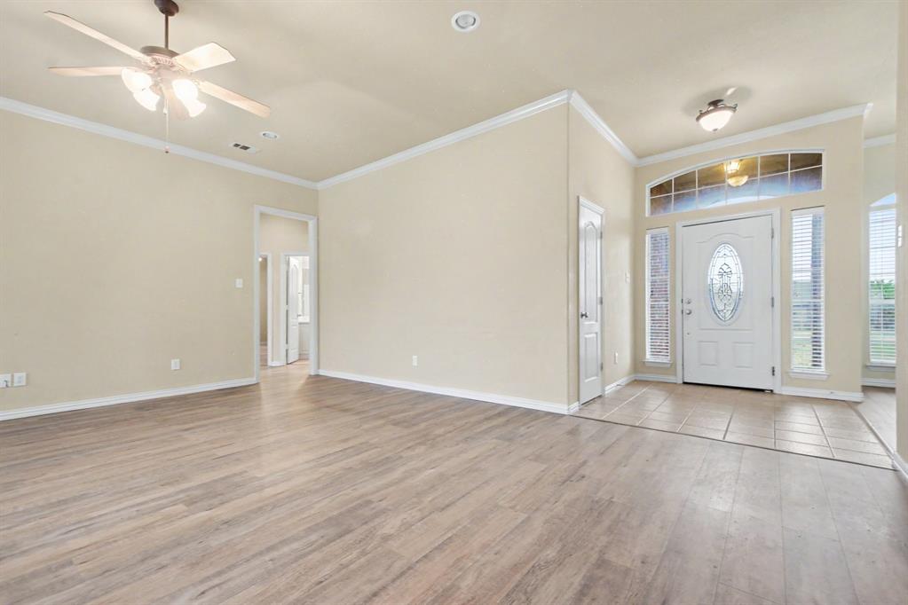 5840 Deerfield Lane