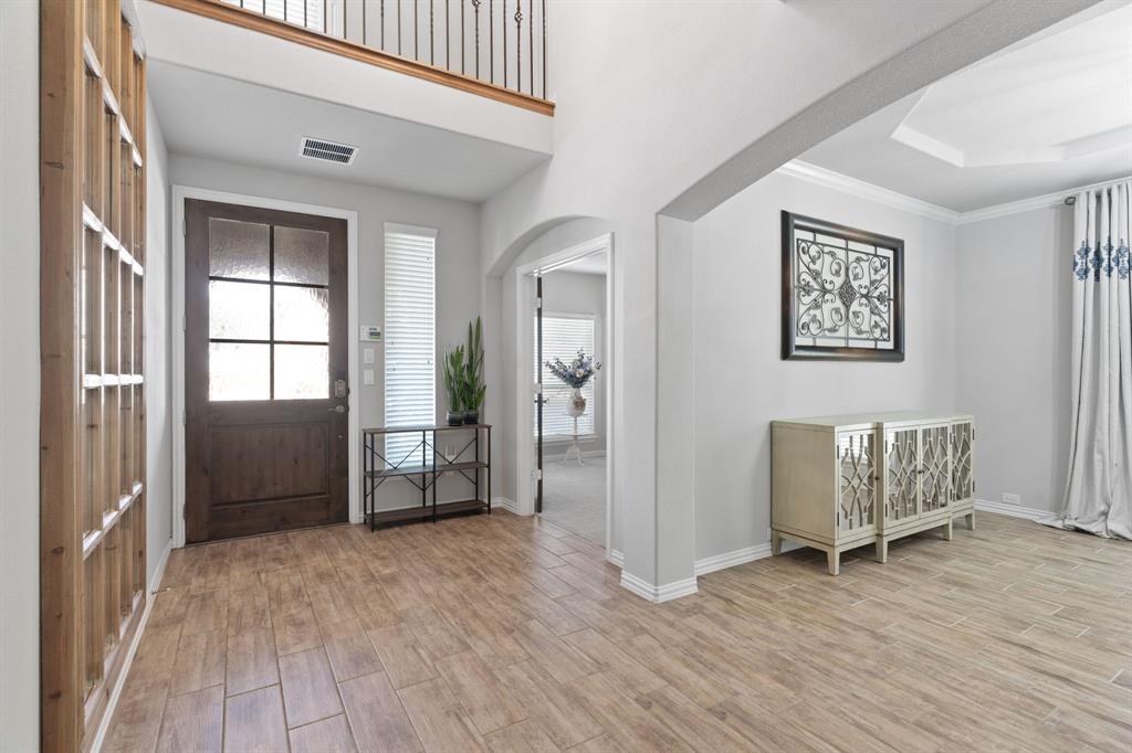 2736 Village Creek Street