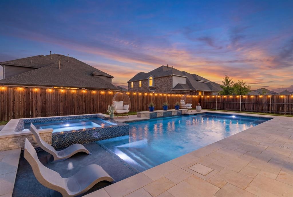 2736 Village Creek Street