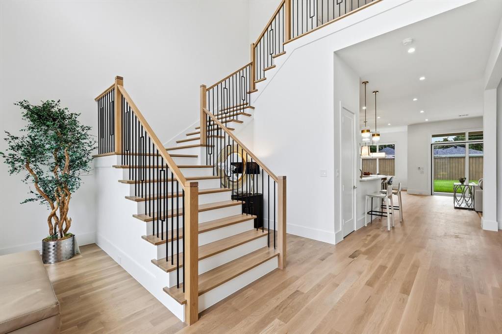 3933 Cortez Drive