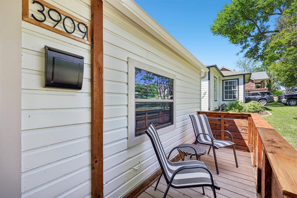 3909 Lafayette Avenue