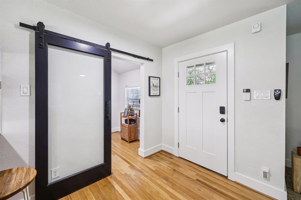 3909 Lafayette Avenue