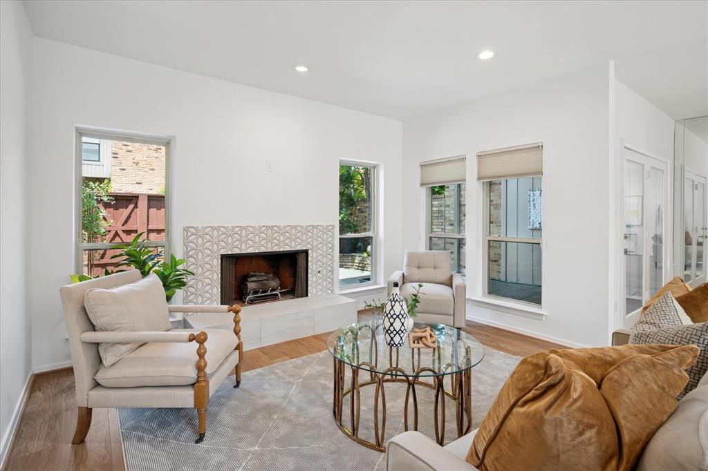 Preston Square Twnhm - Residential