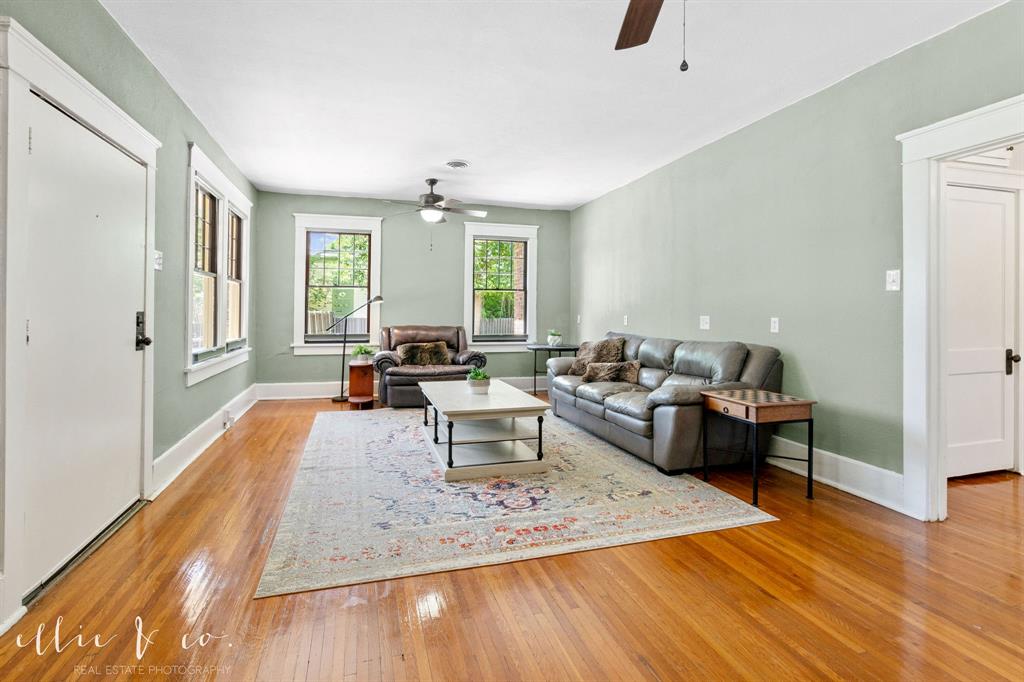 542 Mulberry Street