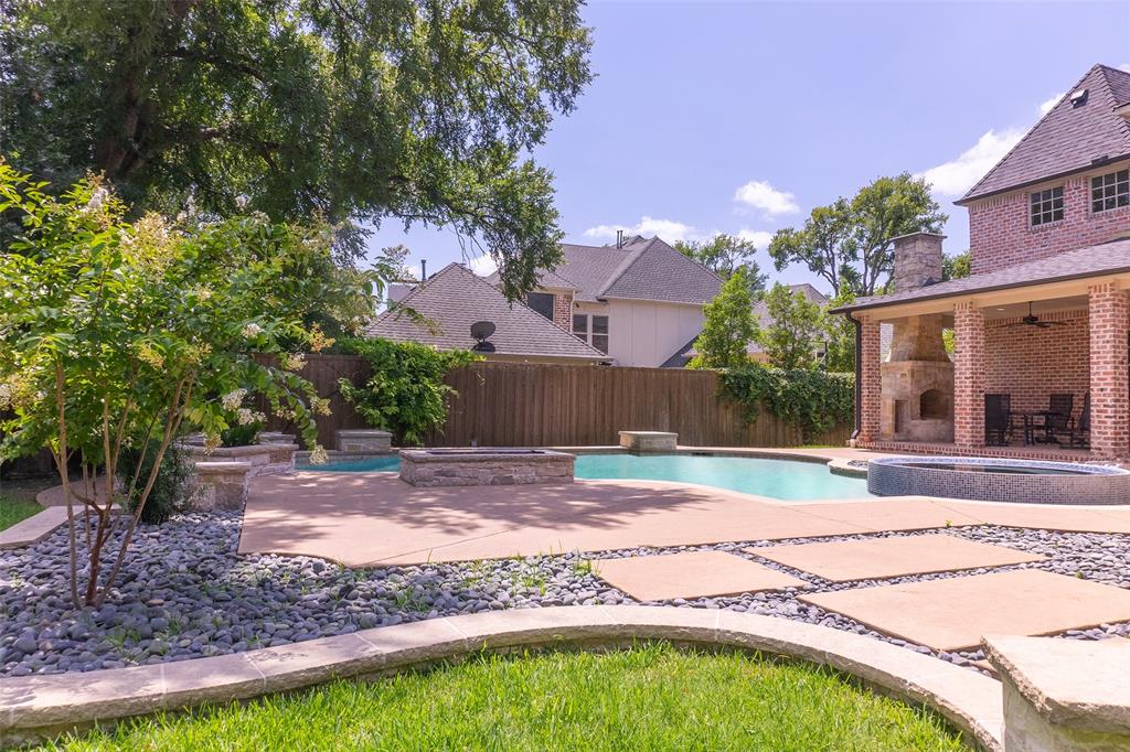 Northwood Hills 01 - Residential