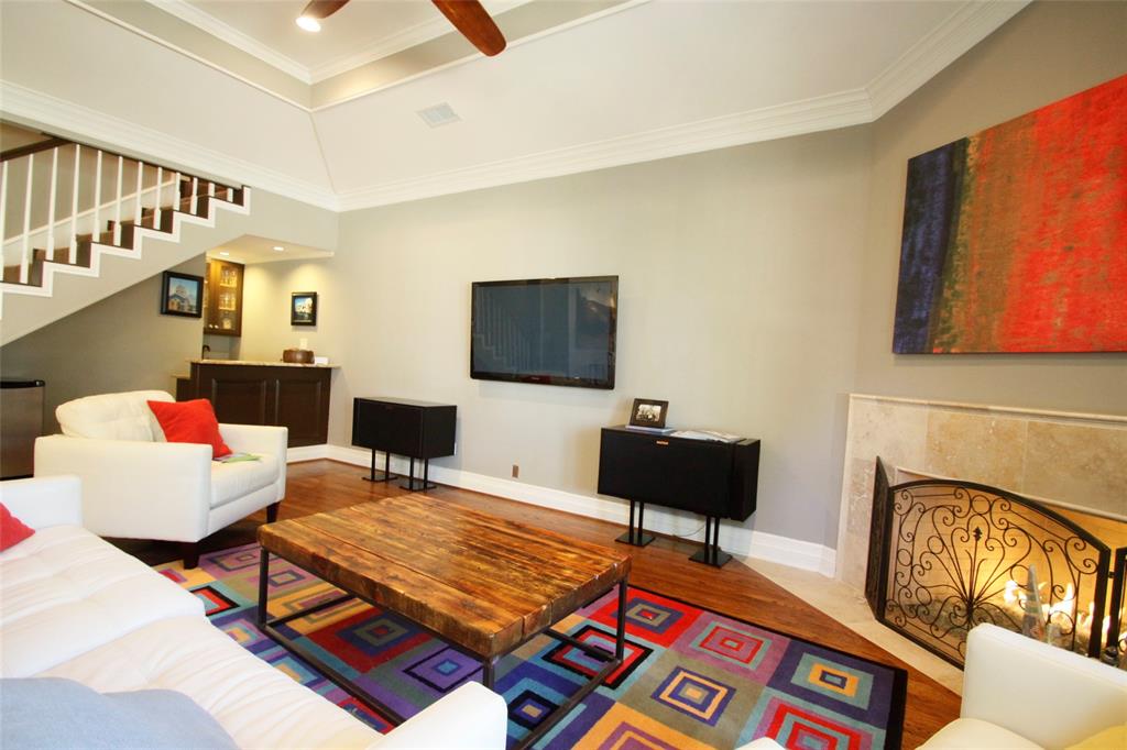 Town Oaks - Residential