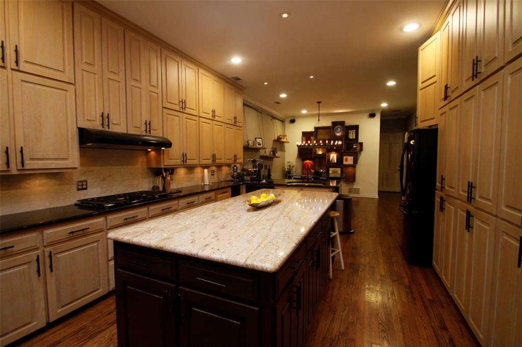 Town Oaks - Residential