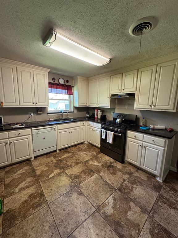 1313 Caldwell Drive