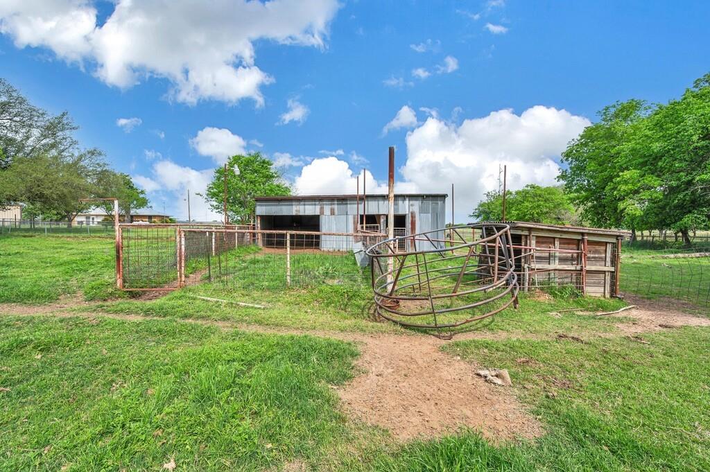 L. Jones abst 465 - Residential